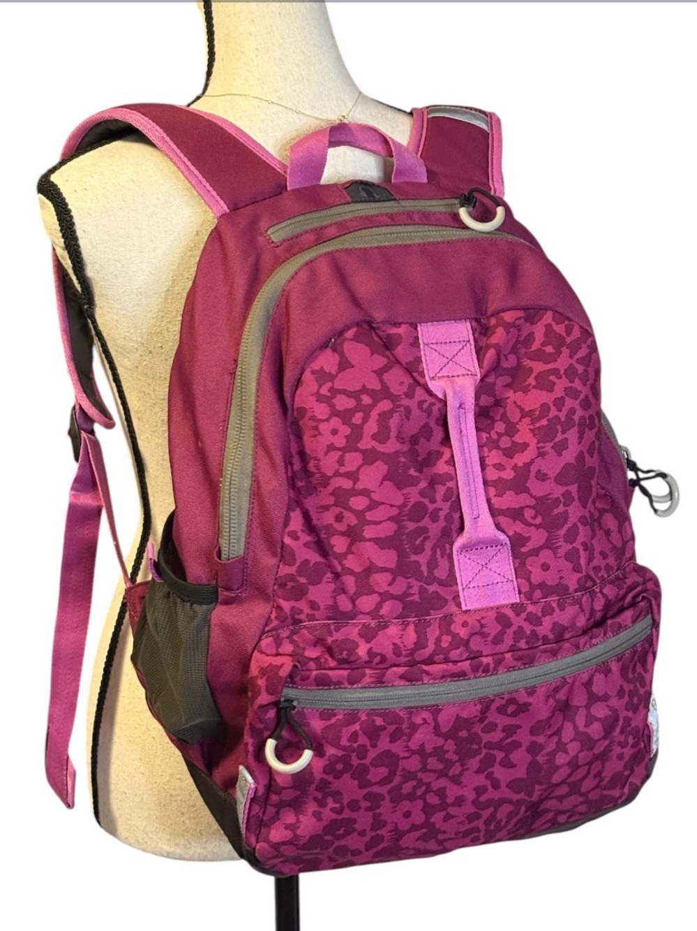 Embark y2k magenta/purple cheetah print large travel backpack
